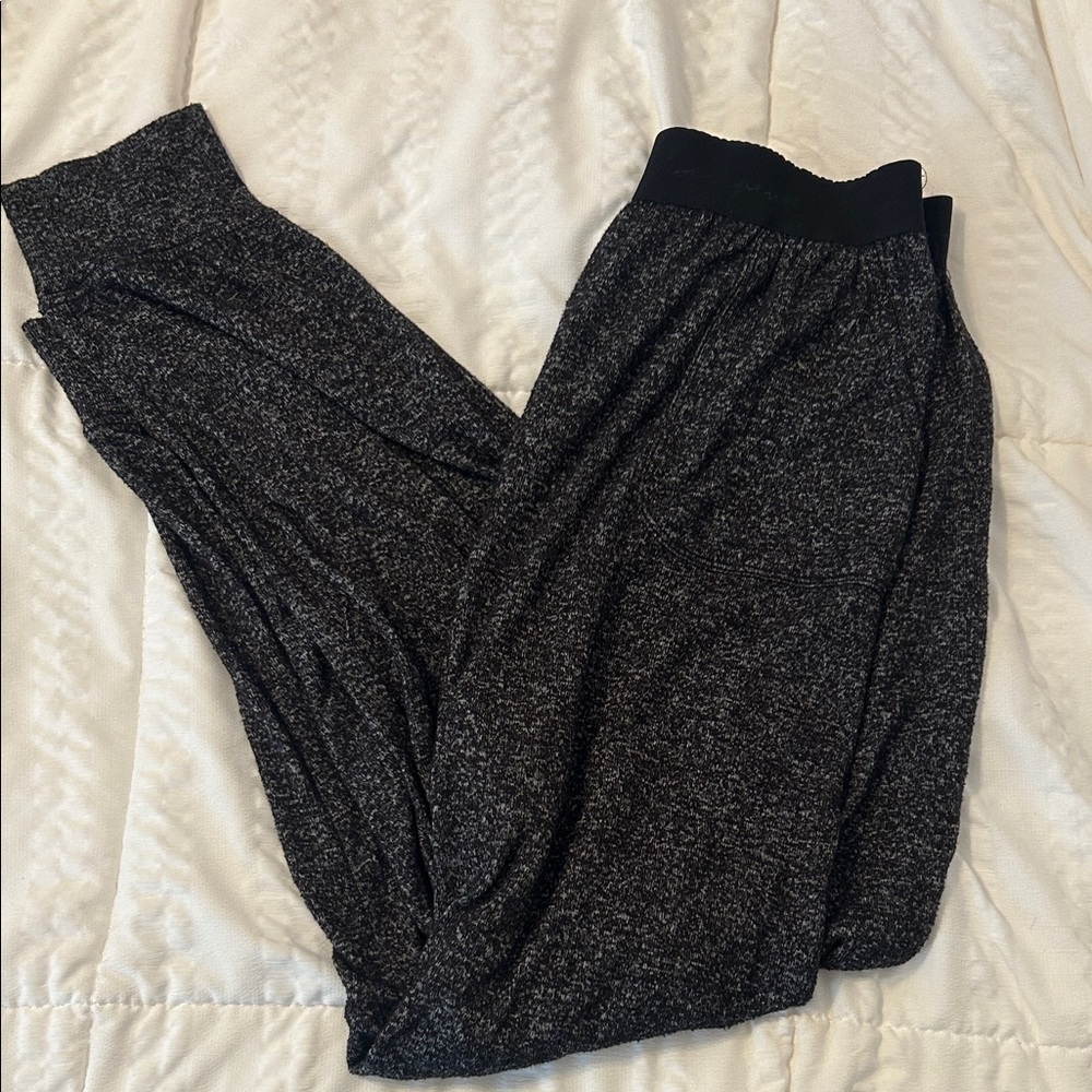 PINK Victoria's Secret Black and Gray Lounge Pants
